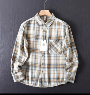 Men's casual long sleeved shirt with checkered pattern