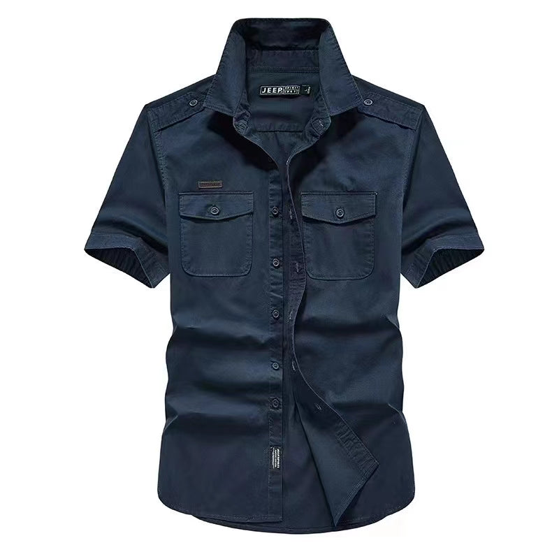 Men's short sleeved shirt is breathable and wear-resistant