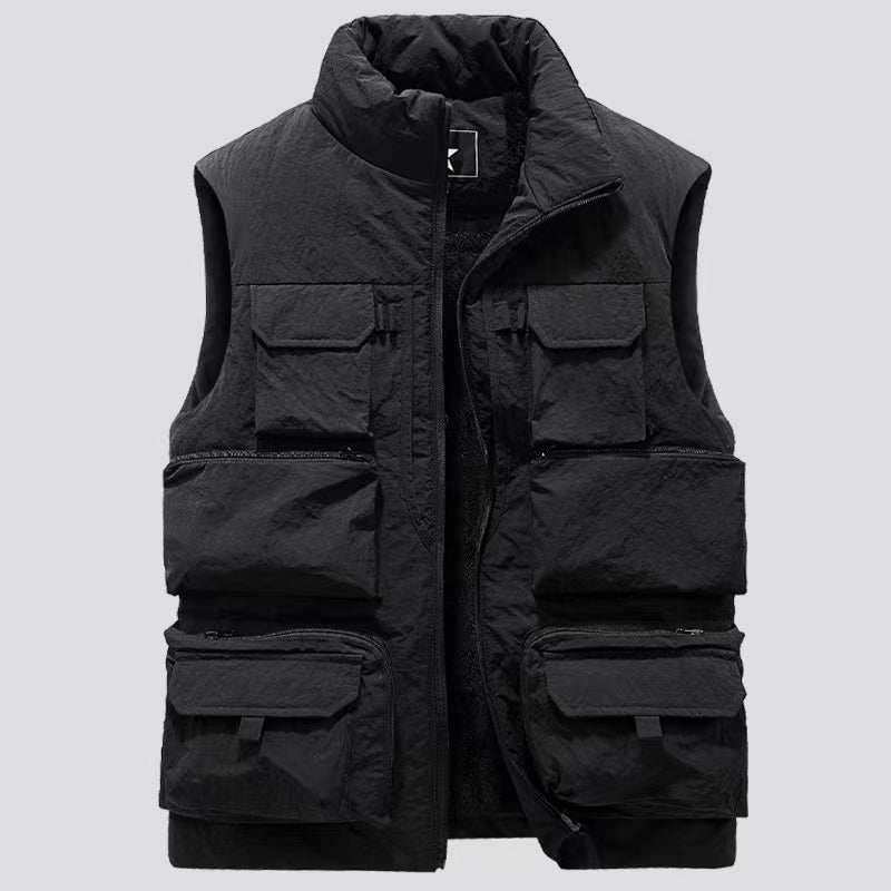 Men's vest is warm, windproof, and thickened with fleece