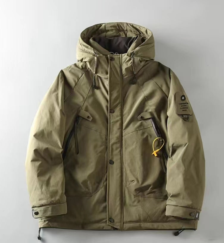 Men's outerwear with warm and windproof fleece