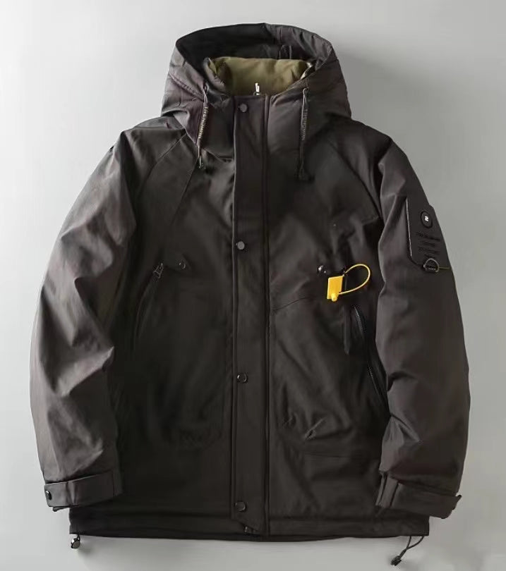 Men's outerwear with warm and windproof fleece